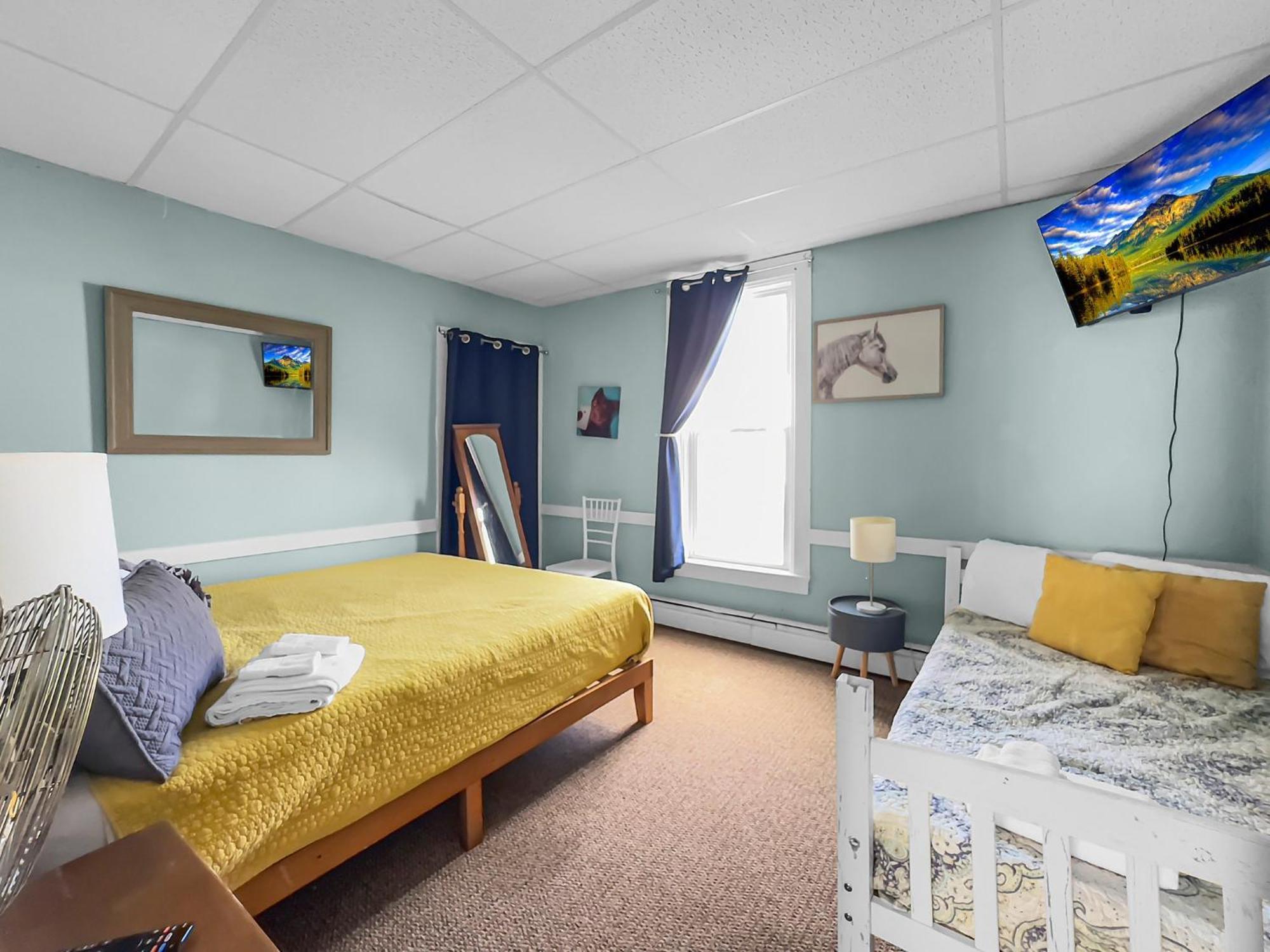 The Kelly House - 4 Bedroom Historic Lodge - Downtown Ellicottville Εξωτερικό φωτογραφία