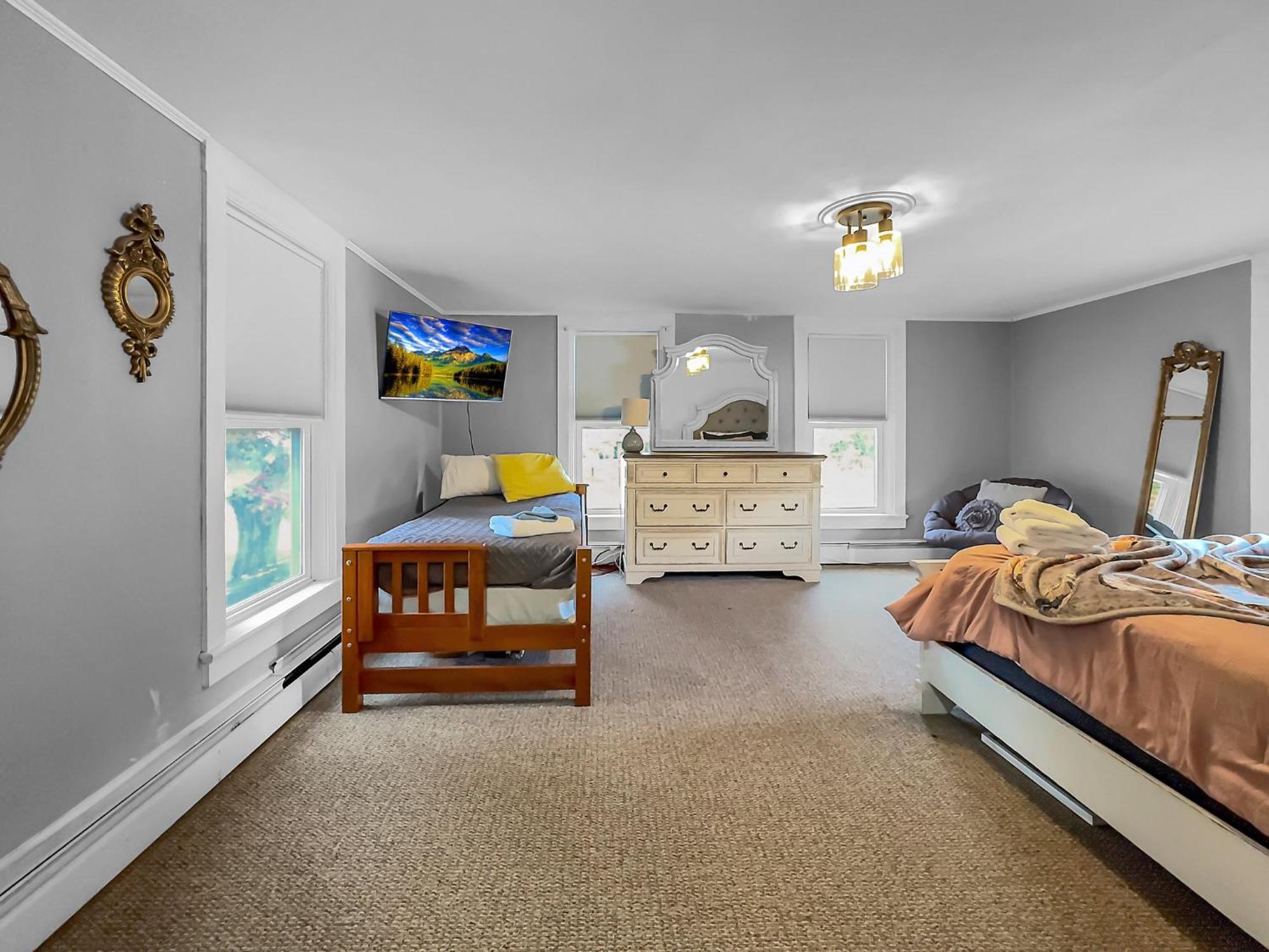 The Kelly House - 4 Bedroom Historic Lodge - Downtown Ellicottville Εξωτερικό φωτογραφία